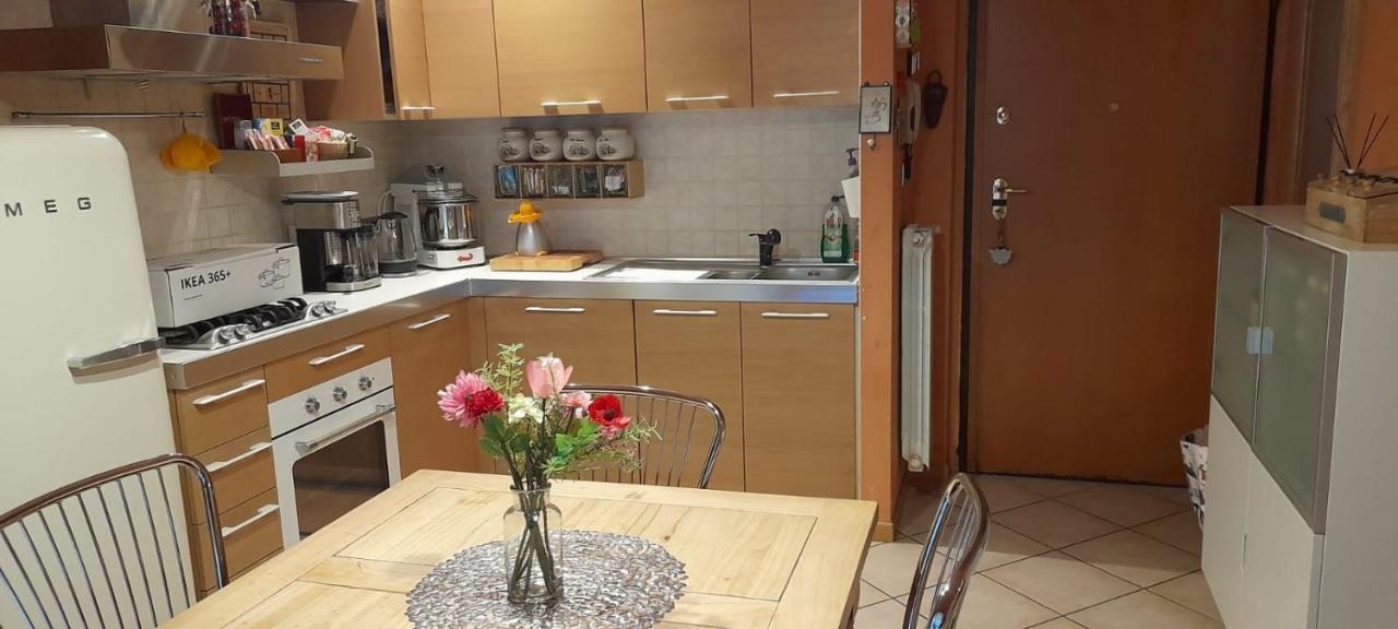 Holiday-Home-Desenzano Ντεζεντσάνο ντελ Γκάρντα Εξωτερικό φωτογραφία