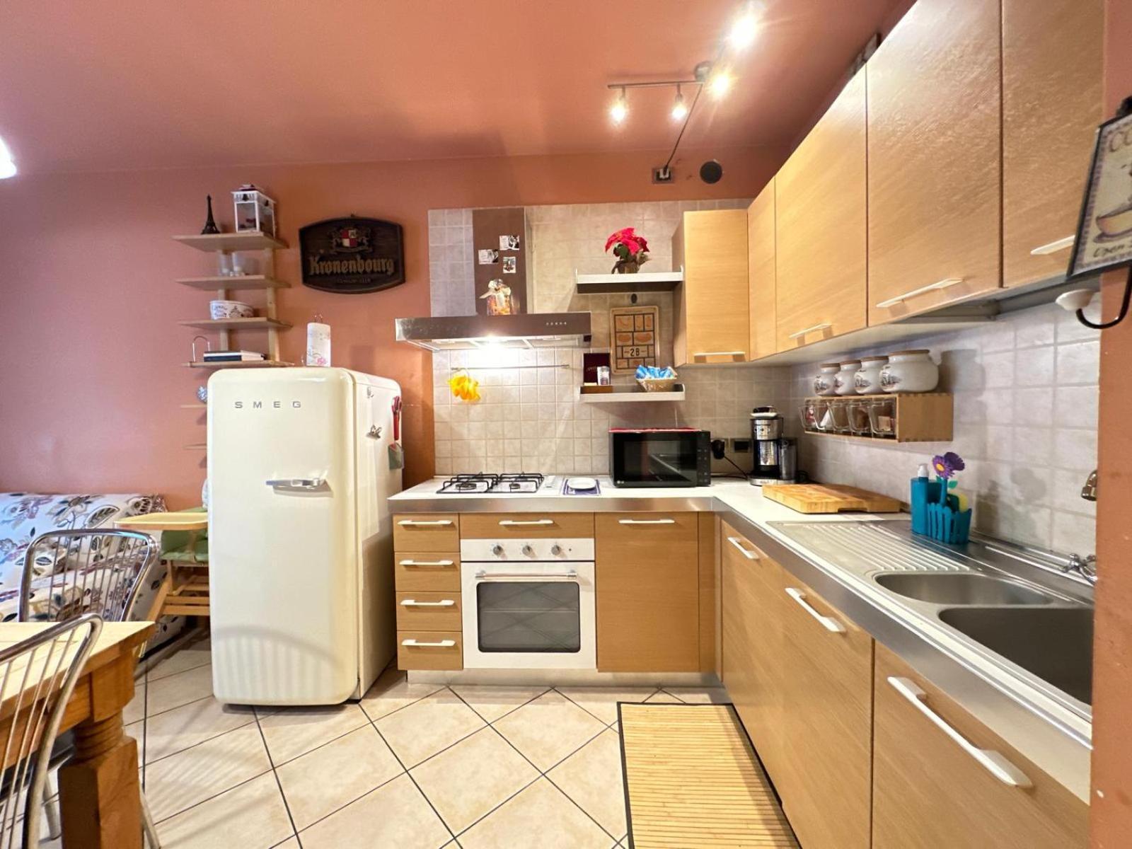 Holiday-Home-Desenzano Ντεζεντσάνο ντελ Γκάρντα Εξωτερικό φωτογραφία