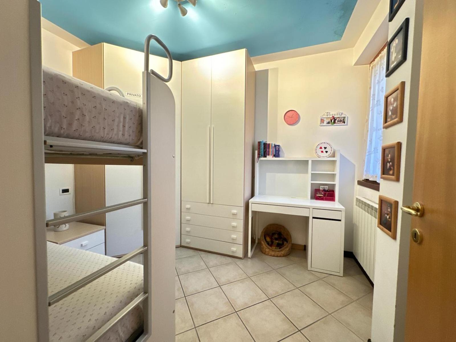 Holiday-Home-Desenzano Ντεζεντσάνο ντελ Γκάρντα Εξωτερικό φωτογραφία